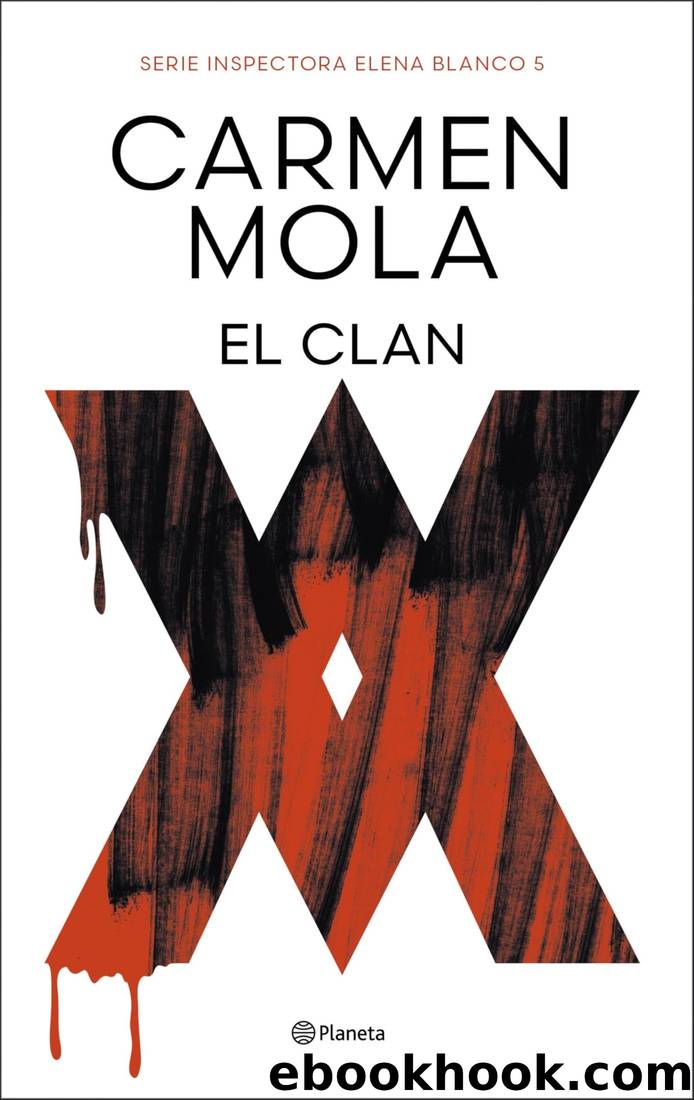 El clan by Carmen Mola