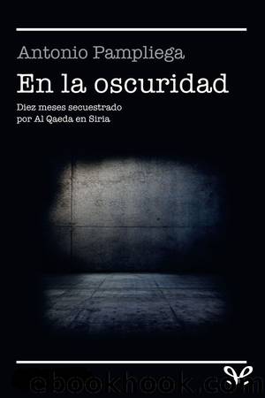 En la oscuridad by Antonio Pampliega